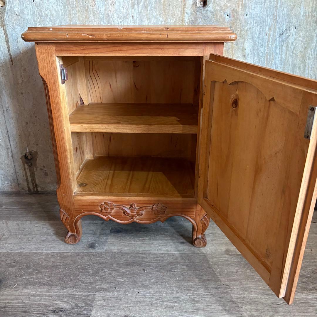 ヴィンテージ ミニキャビネット　サイドテーブル　スペイン　オイルフィニッシュ