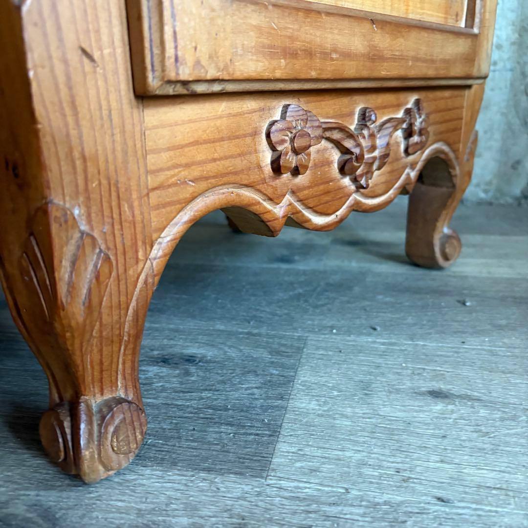 ヴィンテージ ミニキャビネット　サイドテーブル　スペイン　オイルフィニッシュ