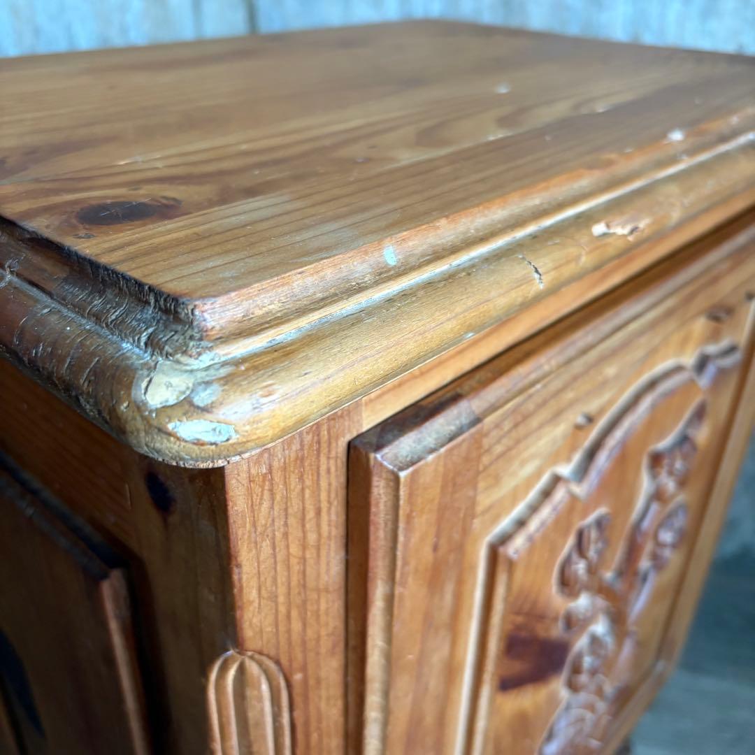 ヴィンテージ ミニキャビネット　サイドテーブル　スペイン　オイルフィニッシュ