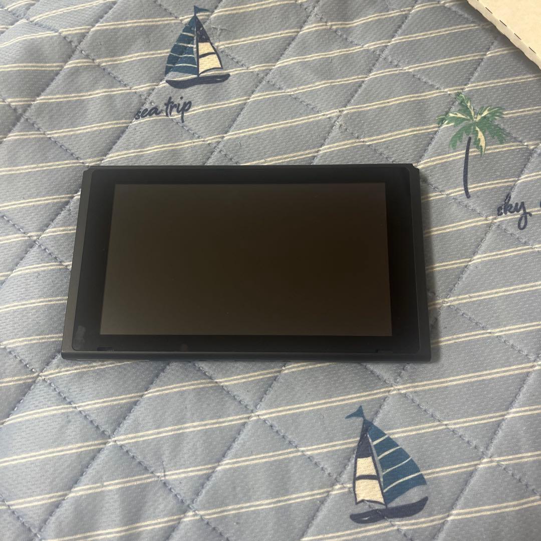 〈値下げ中！〉【美品・完品】 Nintendo Switch 本体