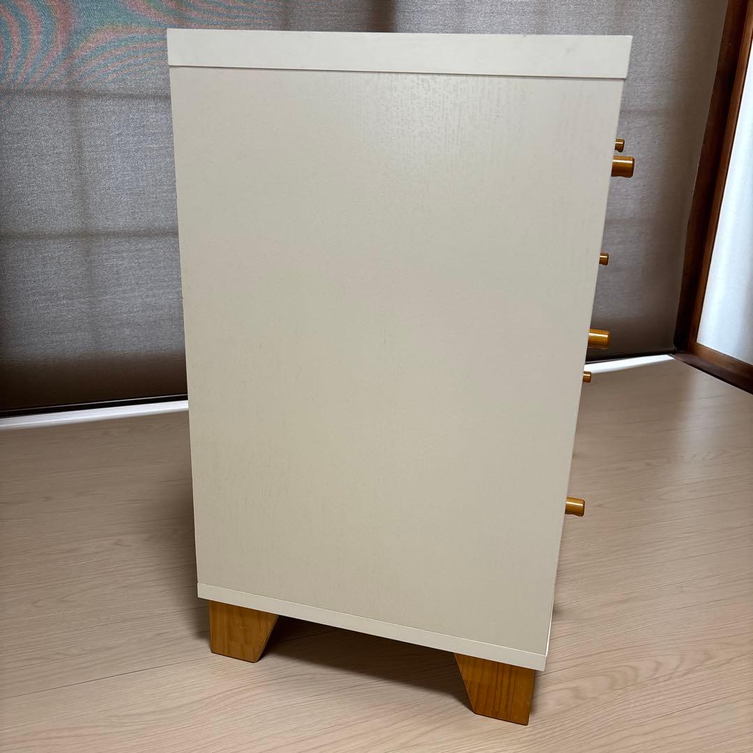 モモナチュラル ホワイト 3段チェスト 木製脚付き