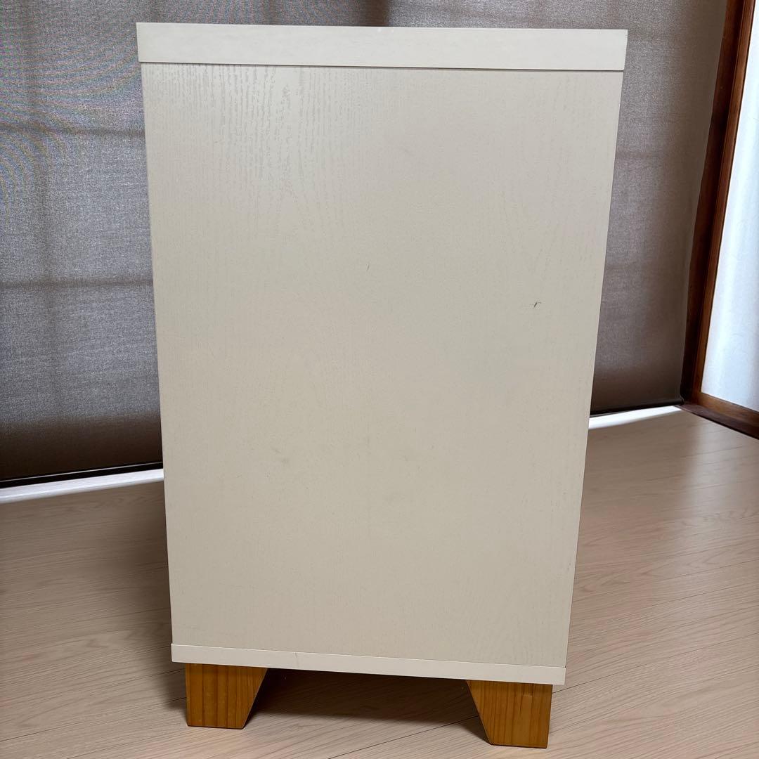 モモナチュラル ホワイト 3段チェスト 木製脚付き