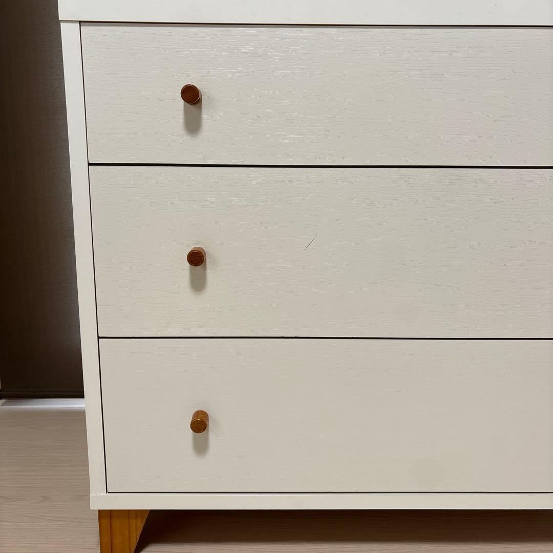 モモナチュラル ホワイト 3段チェスト 木製脚付き