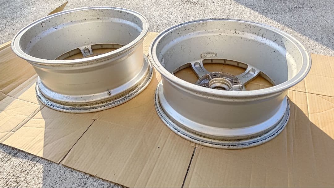 ホイール17インチ　ADVAN RC　7j 45 pcd114.3 4穴　2本