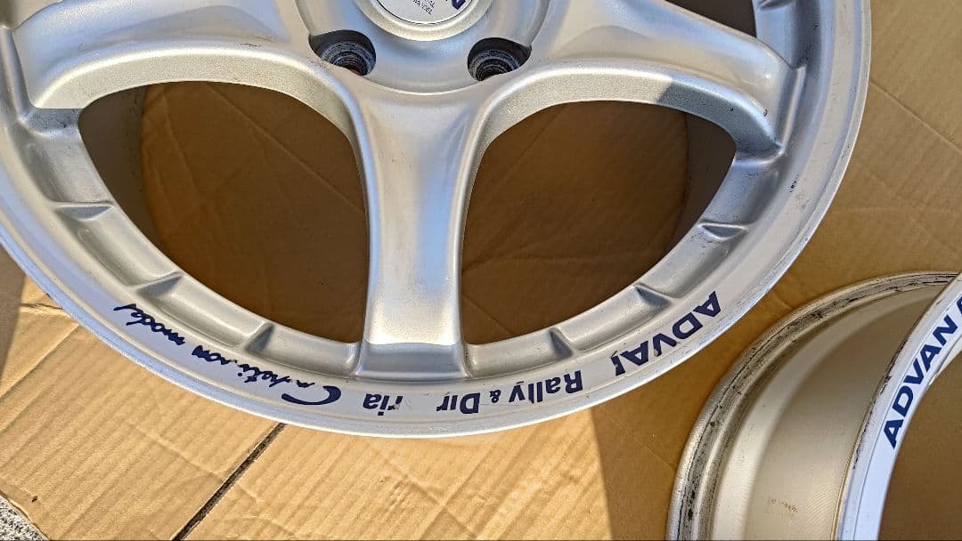 ホイール17インチ　ADVAN RC　7j 45 pcd114.3 4穴　2本