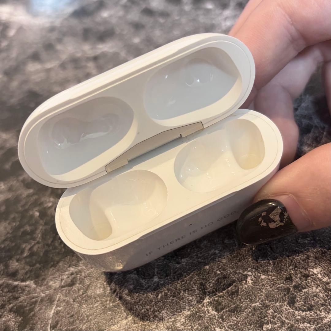 Apple純正 AirPods Pro エアーポッズ ワイヤレスイヤホン