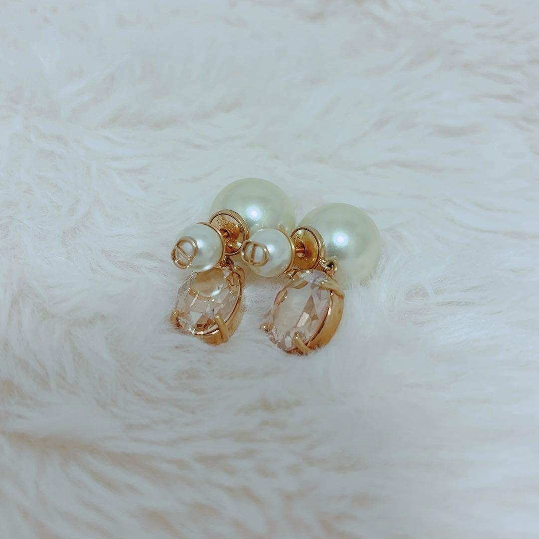 Diorピアス パール