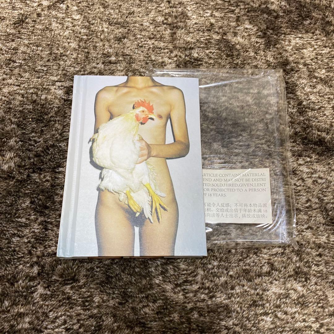 REN HANG 写真集 SIGNED