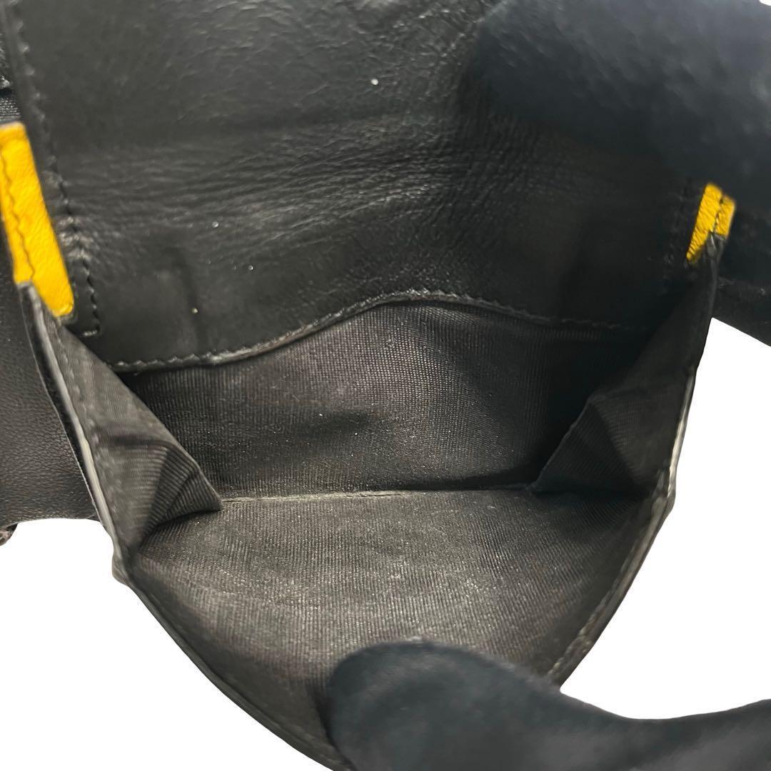 レア✨フェンディ 二つ折り財布 FFロゴ ズッカ エンボス レザー バイカラー