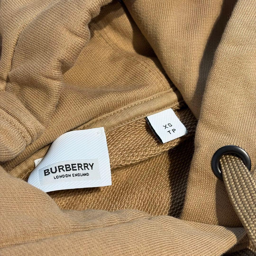 BURBERRY パーカー