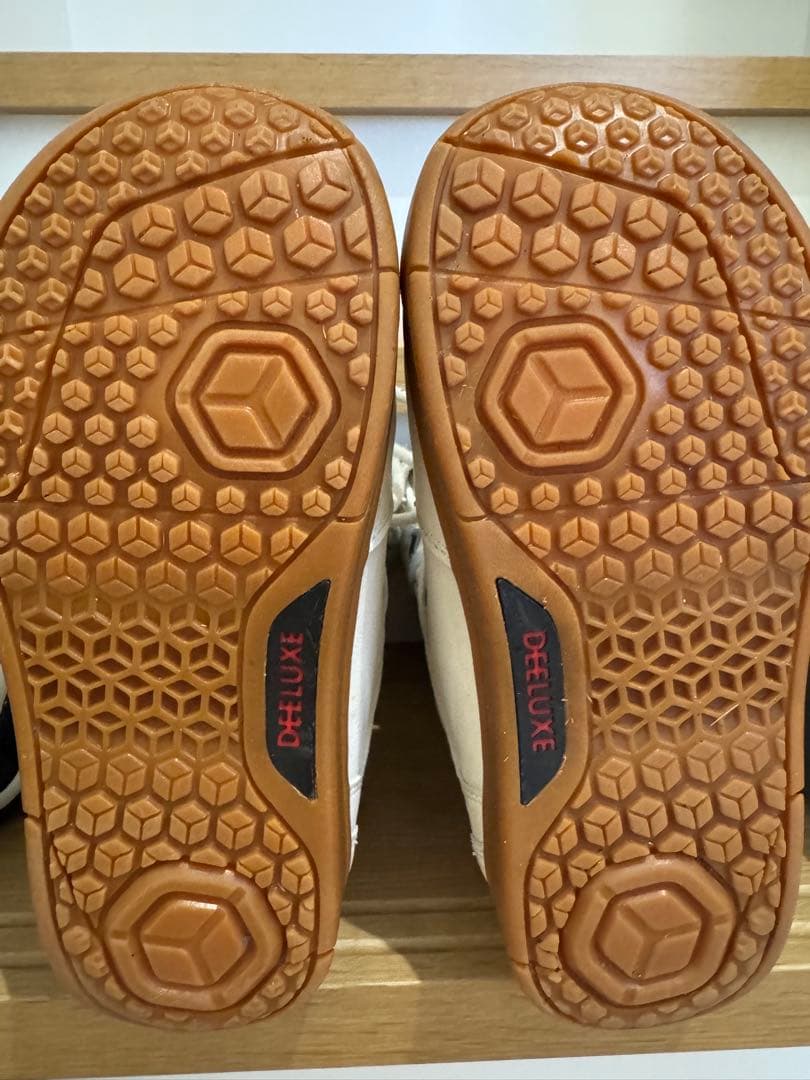 DEELUXEディーラックス　スノーボードブーツ