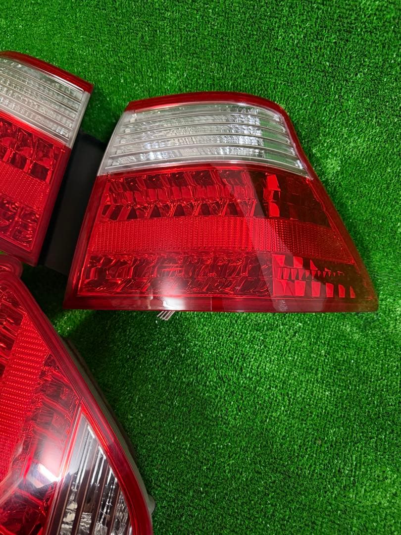 パーツ Crown GRS180 Genuine LED Tail Lights