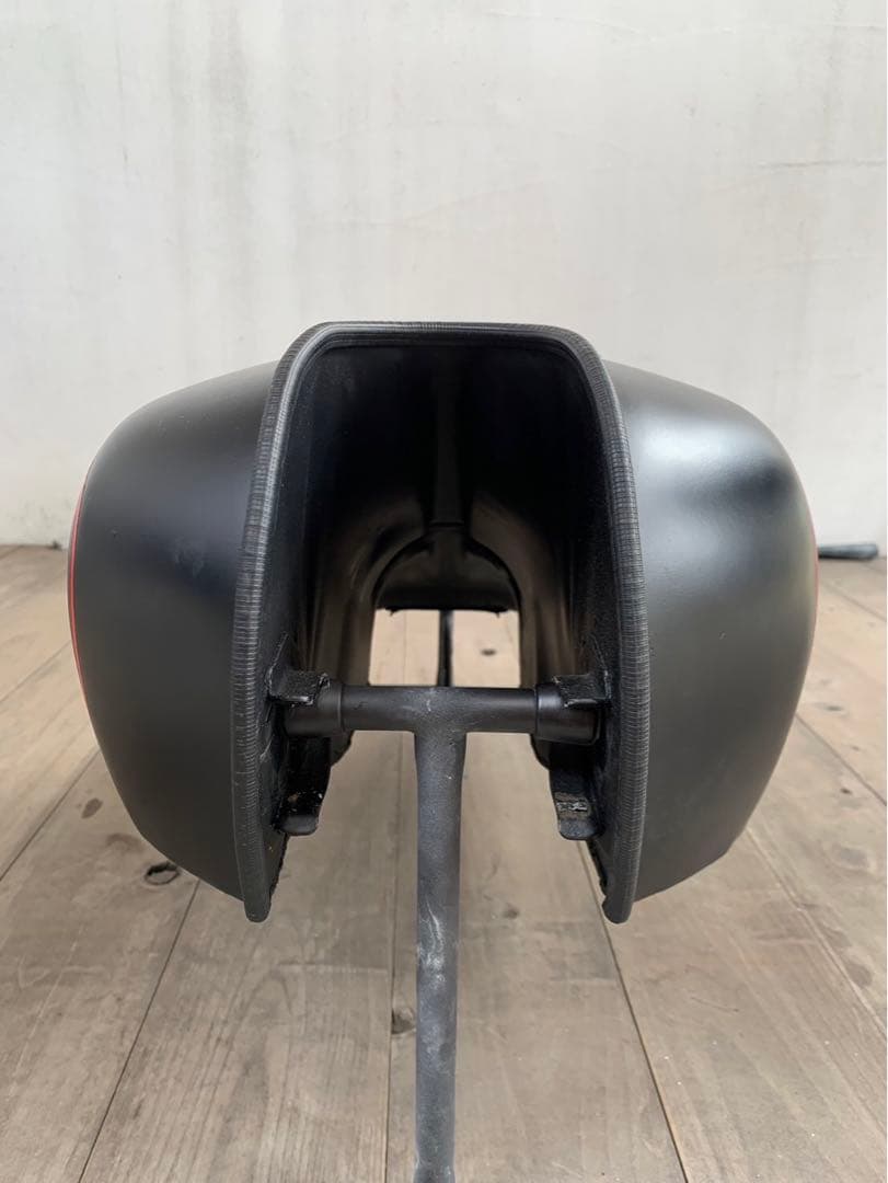 SR400用チョップタンク 黒 赤ライン