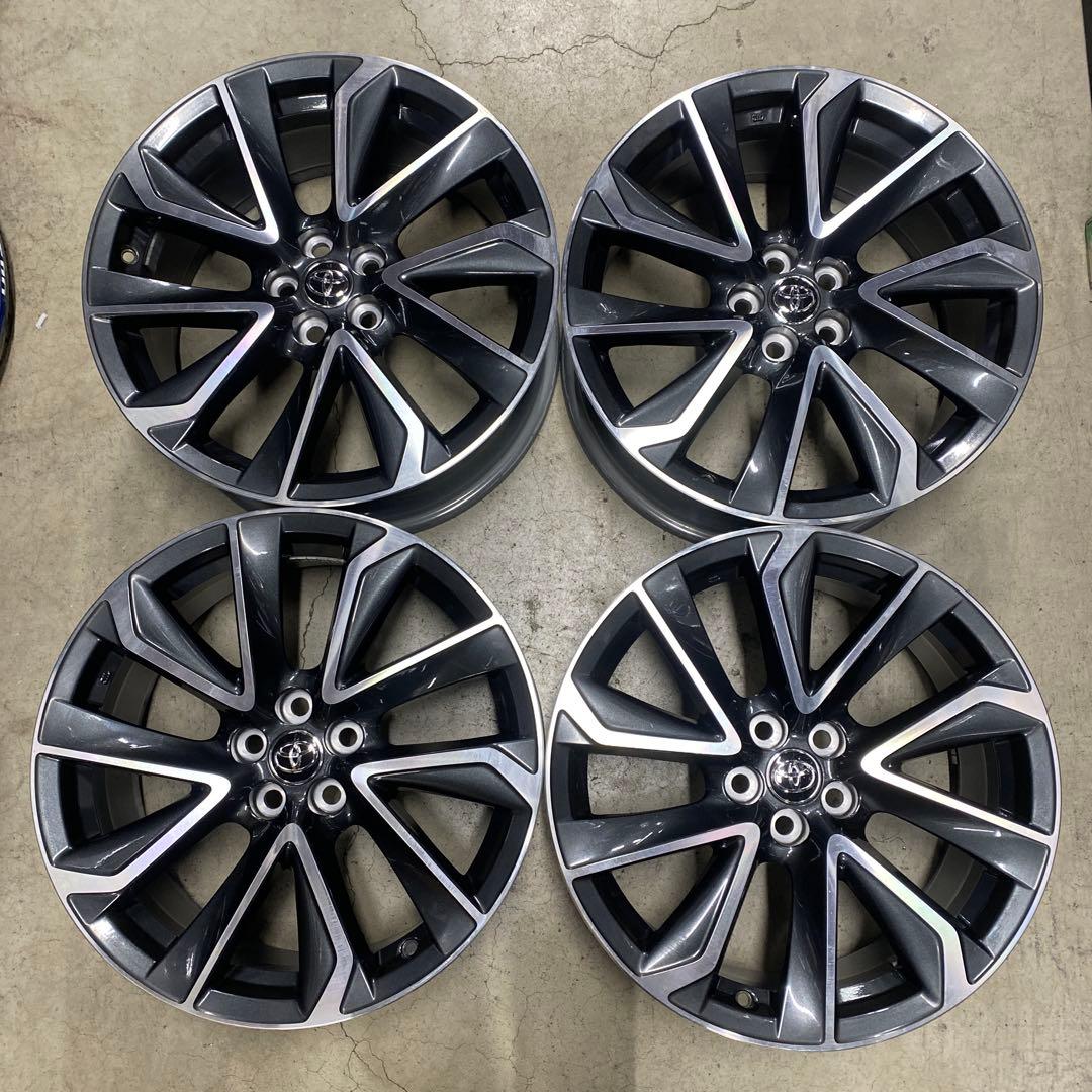 トヨタ カローラスポーツ純正18インチホイール‼️