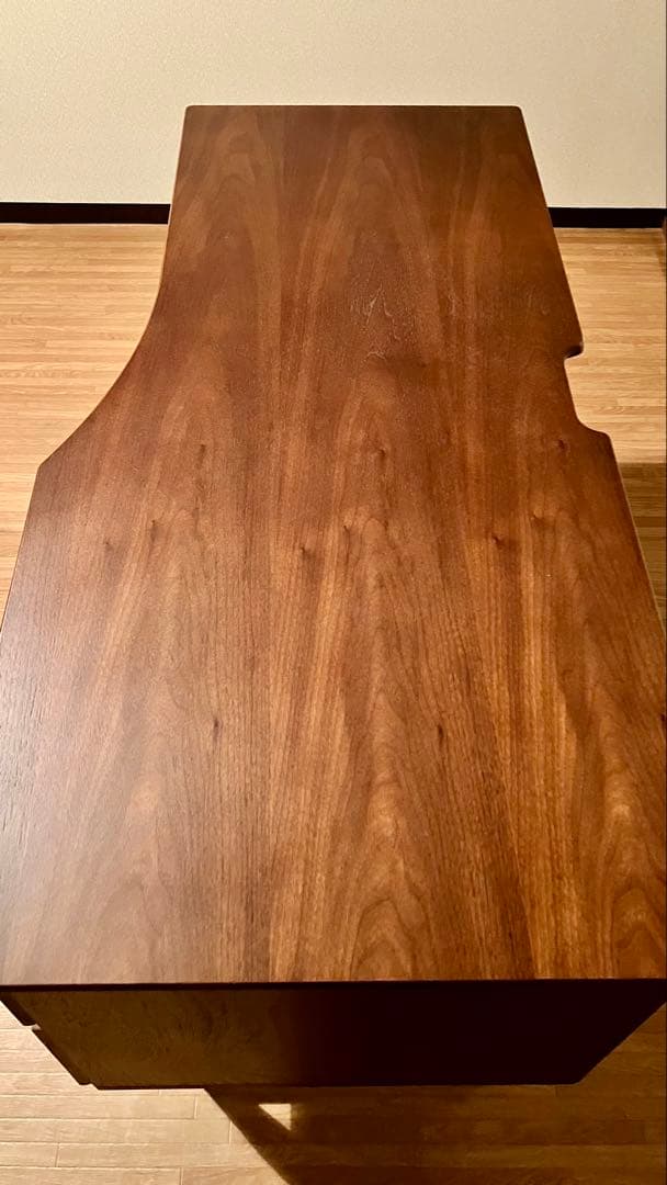 L*m様 カリモク風デスク 机 ニトリ