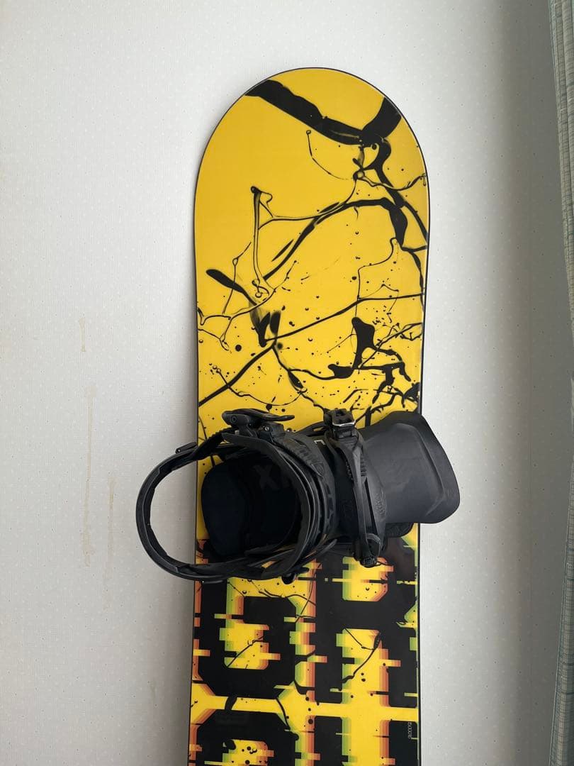r*1様 R.P.M. 52 スノーボード イエロー/ブラック バインディング付
