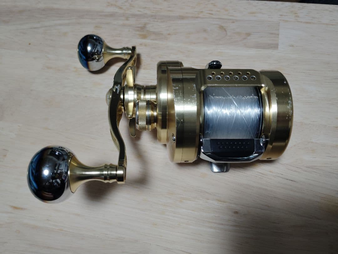 シマノ カルカッタコンクエスト401 ハイテン HEIGHTEN ゴールド