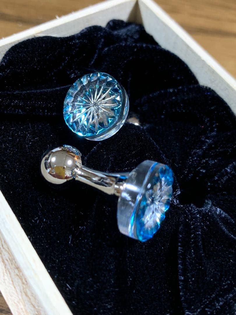 りんりん　新品未使用 江戸切子 菊 カフリンクス 青色 ク