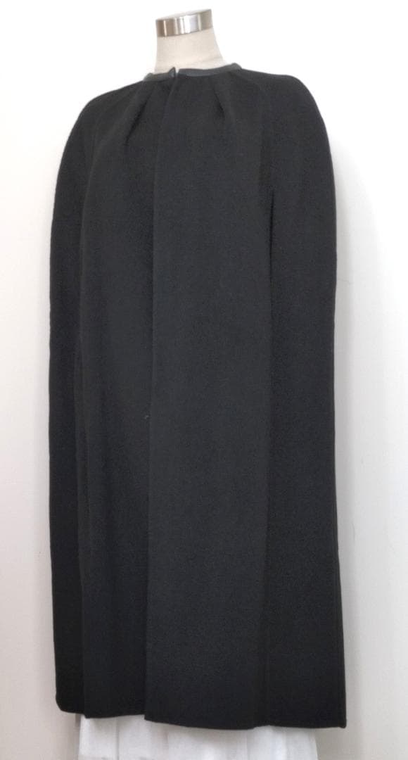 【未使用】ユニクロ×カリーヌ　ロングケープコート　黒　マント着物コート　ポンチョ