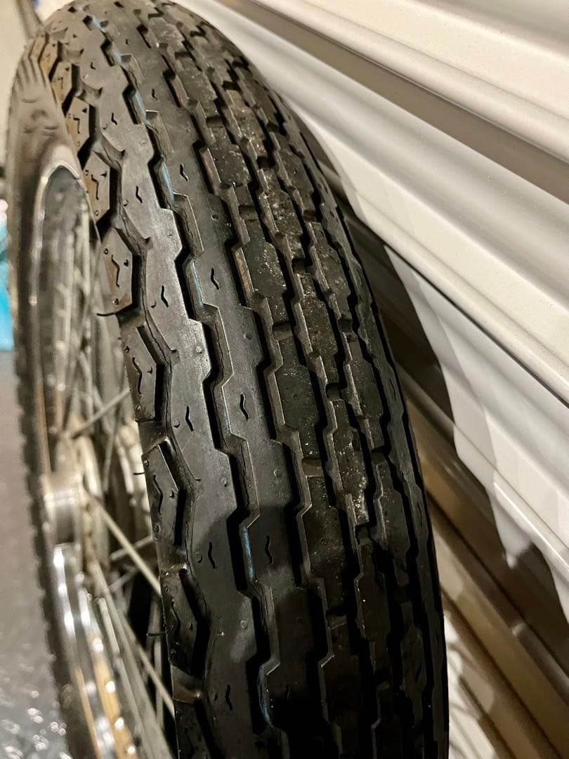 送料込み!! GT380 純正スポークホイール 19インチ　GS400