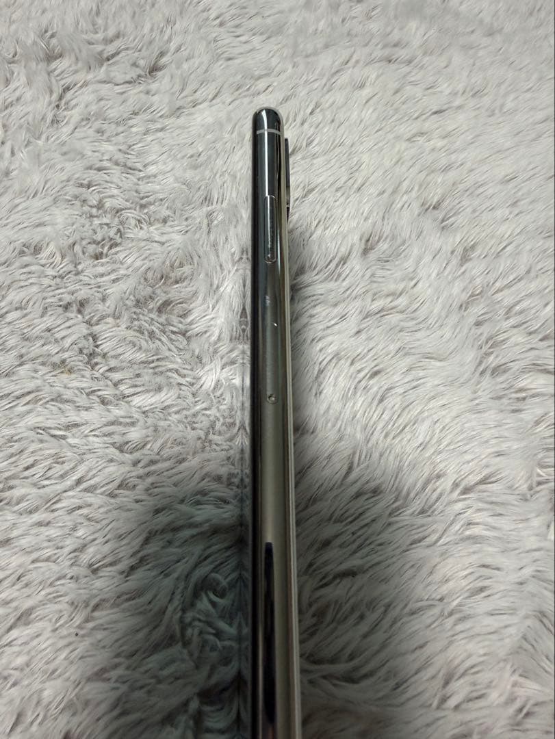 Apple iPhone Xs 256GB SIMフリー