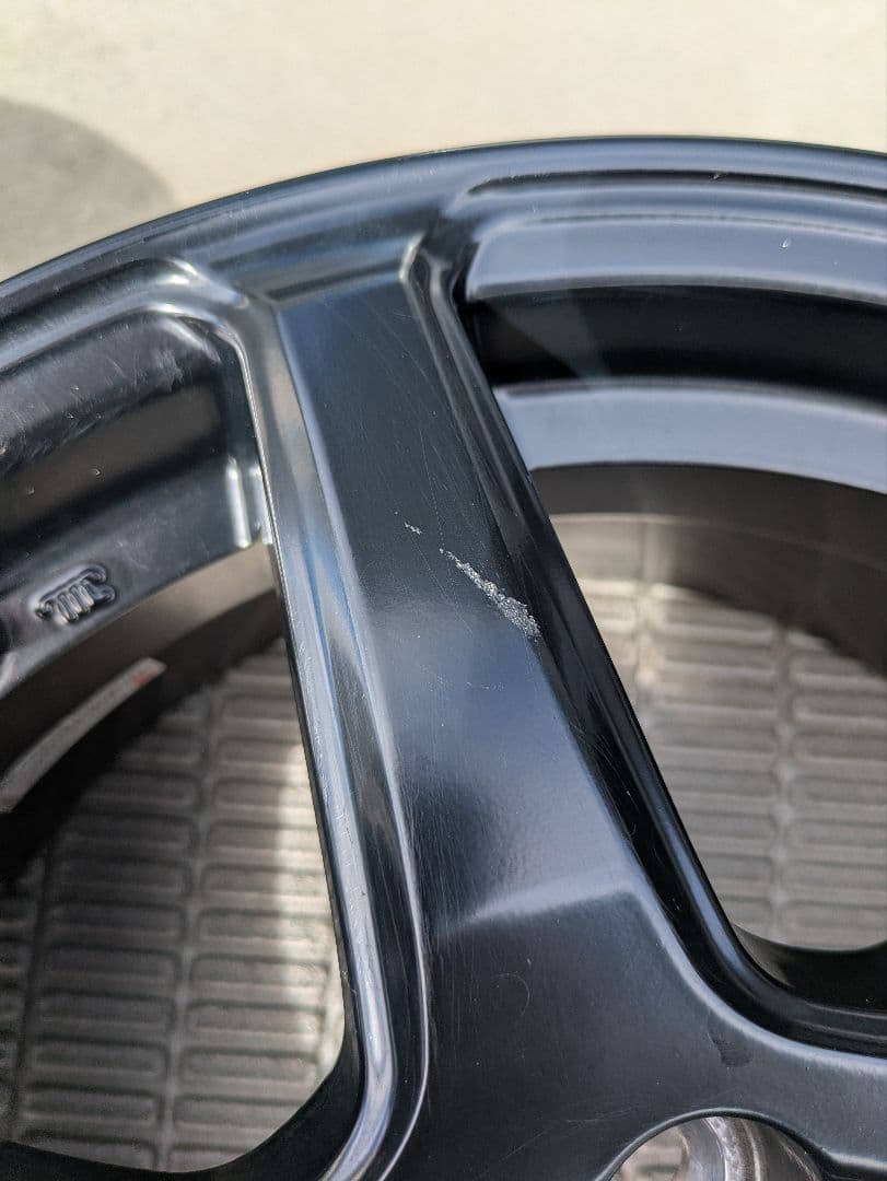 16インチ ホイール 6.5J 5H PCD114.3 ②