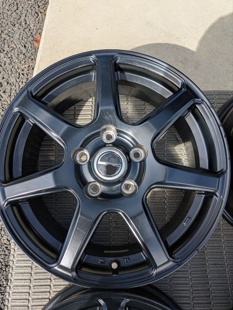 16インチ ホイール 6.5J 5H PCD114.3 ②