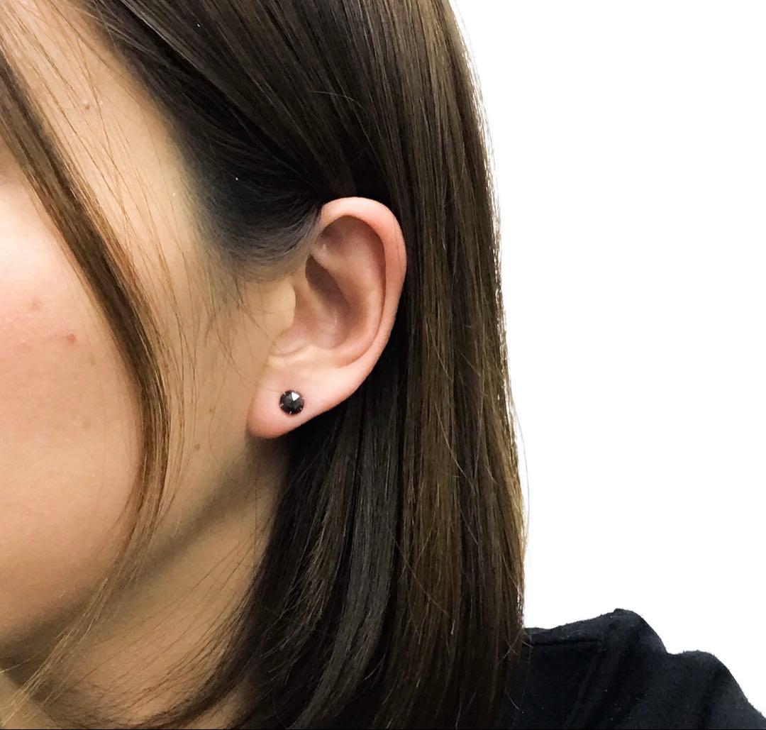大粒！プラチナ900ブラックダイヤモンド1ct 片耳ピアス 片方ピアス