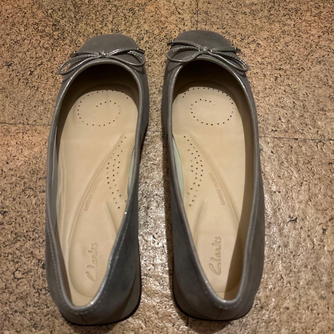 新品　clarks バレエシューズ