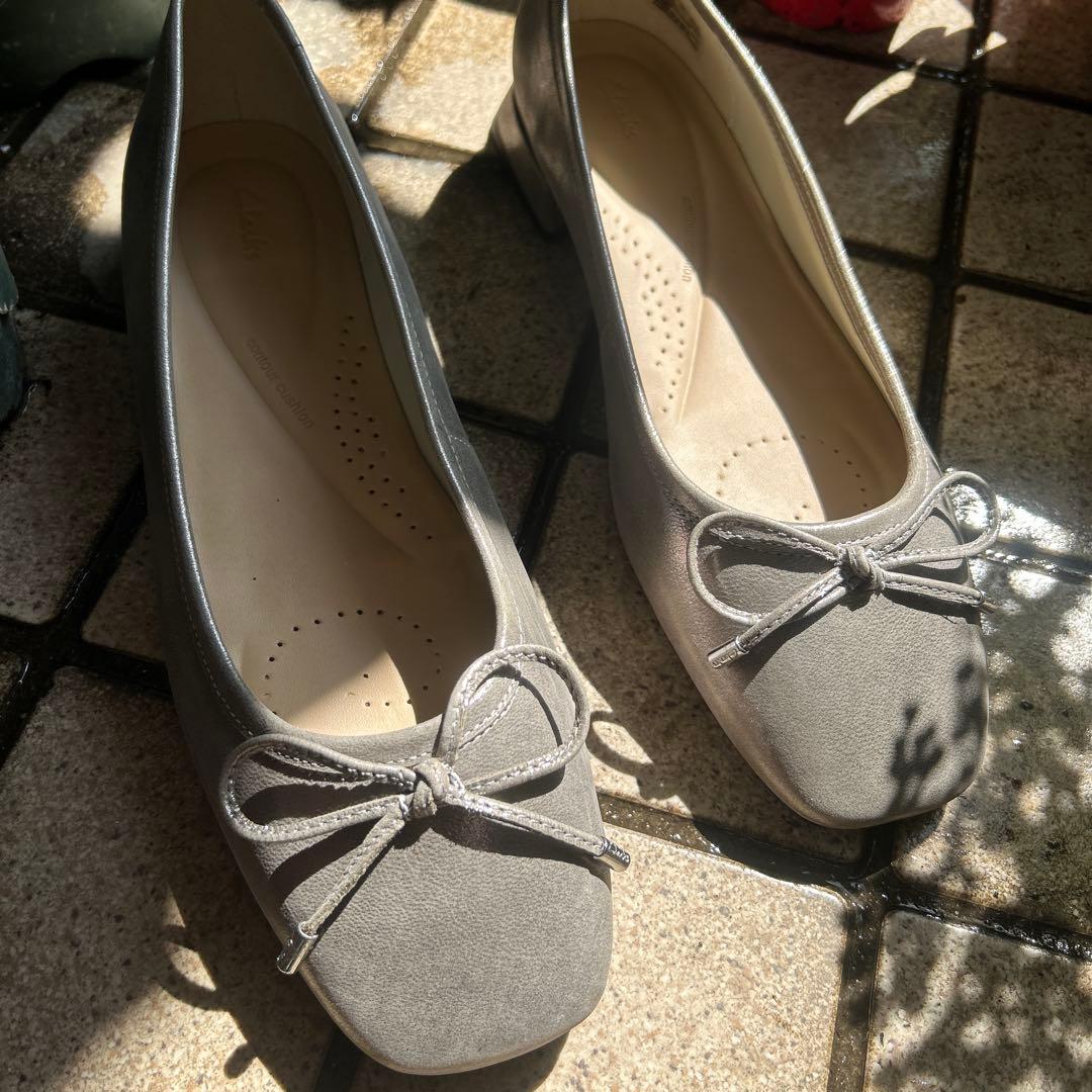 新品　clarks バレエシューズ