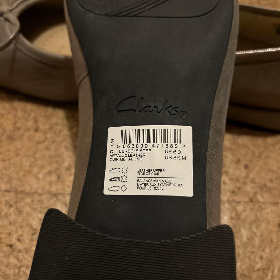 新品　clarks バレエシューズ