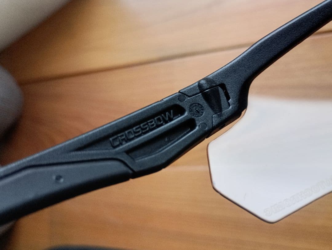 ess　 crossbow　サングラス