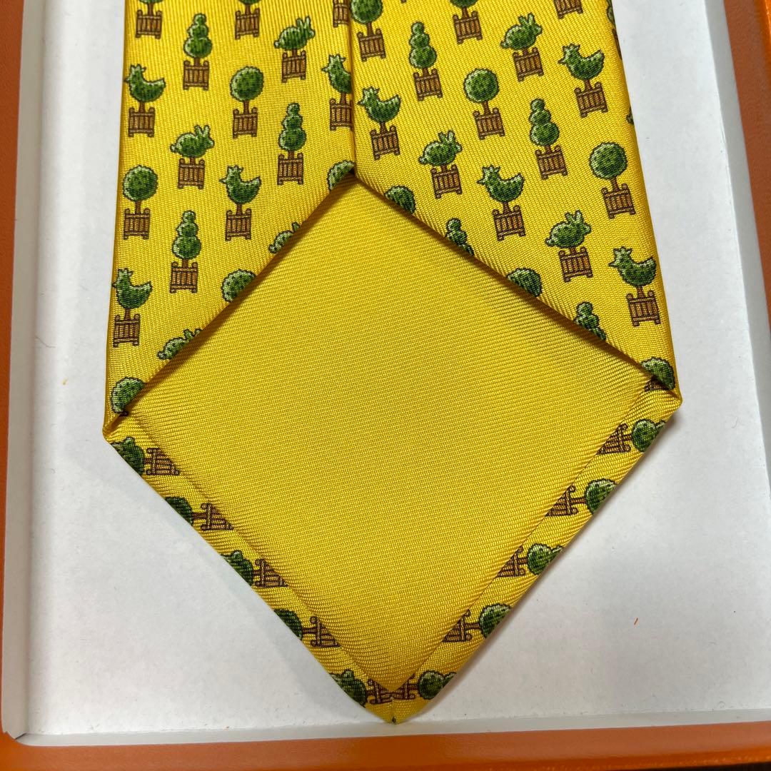 未使用箱付　ショッパー付　エルメス　ネクタイ　黄色・緑・茶