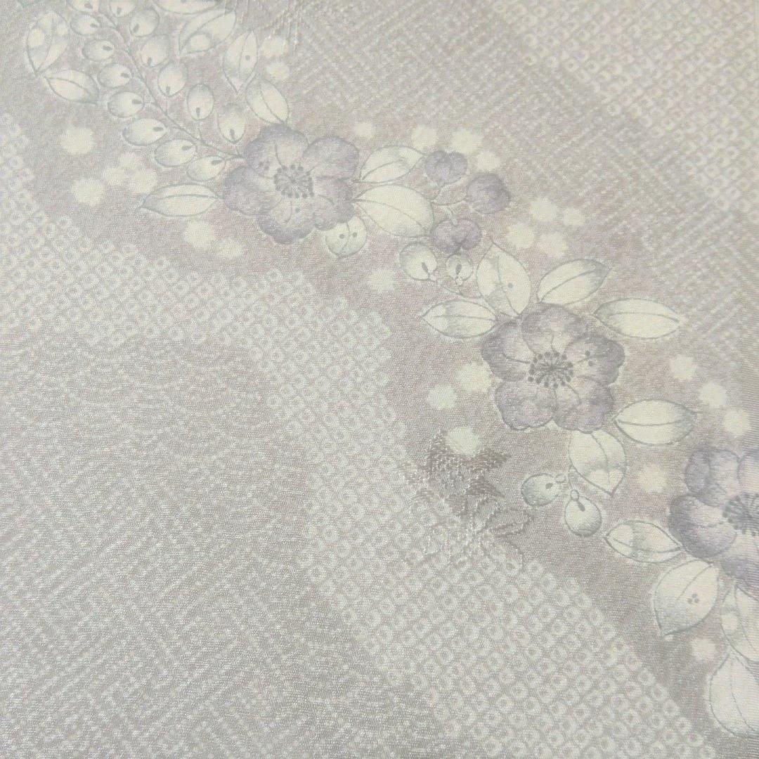 No.151　　正絹　小紋　丹後ちりめん　グレー地に可憐な花々