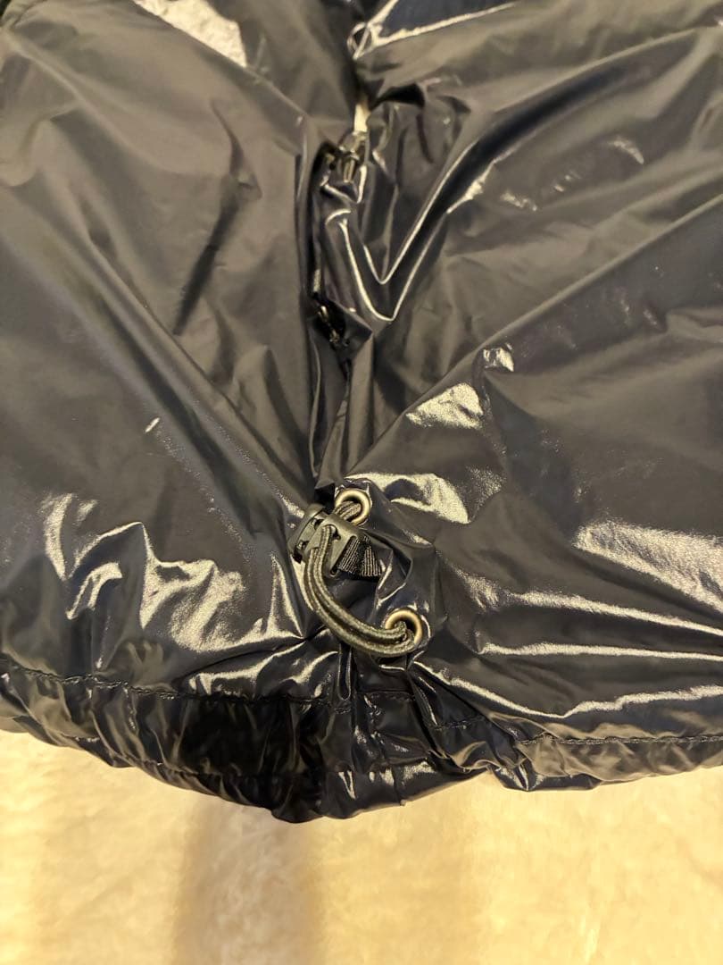 【極暖/美品】ジョンブル ダウンベスト L 黒 光沢 フード着脱可 ダウン95%