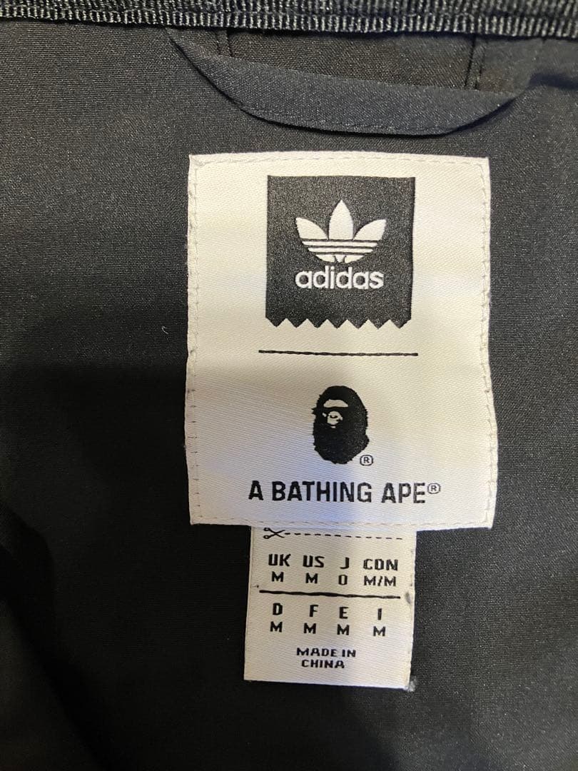 A BATHING APE フード付きジャケット