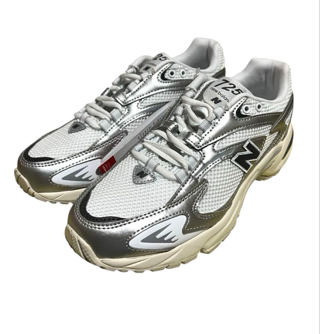 ニューバランス　725 ホワイト　シルバー　25.0