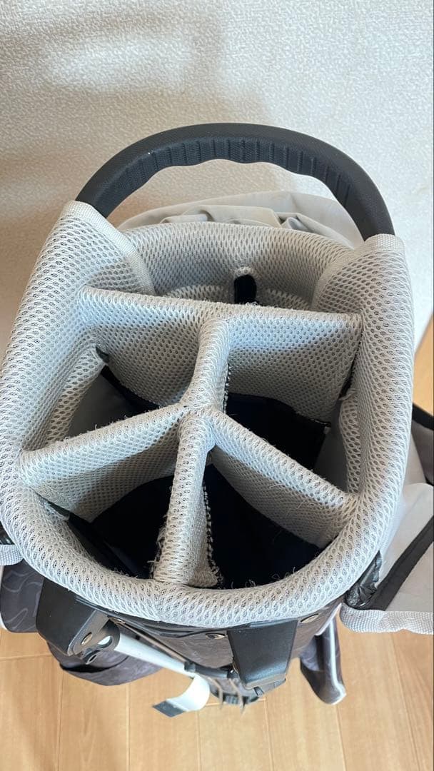 ニューバランス　キャディーバック