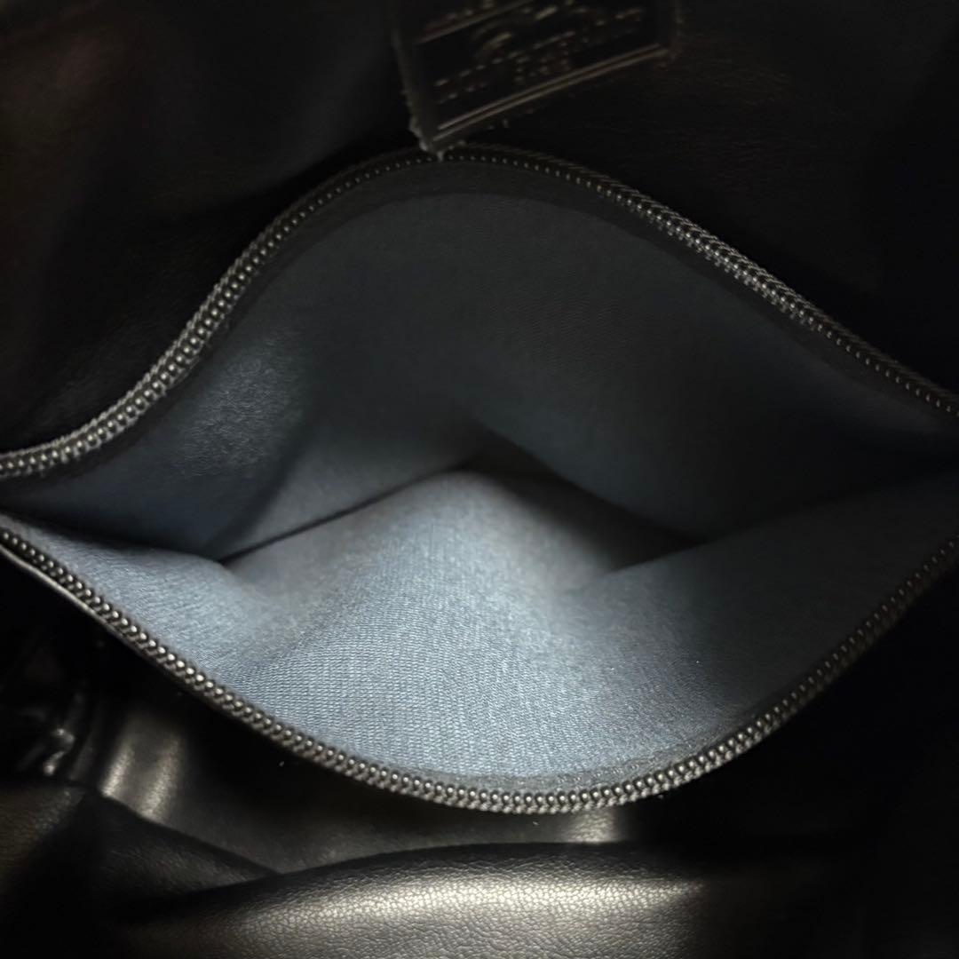 希少 ロンシャン 巾着 ショルダーバック レザー ロゴ 馬 斜めがけ ブラック