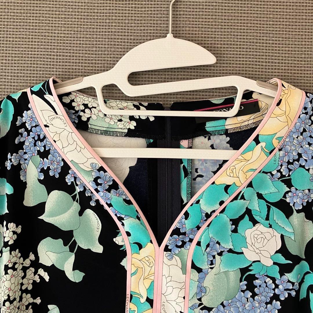 近年美品　レオナール　カンカン　チュニック　花柄　大きいサイズ44