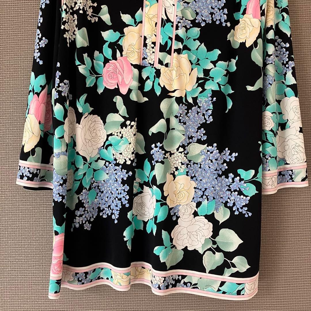近年美品　レオナール　カンカン　チュニック　花柄　大きいサイズ44