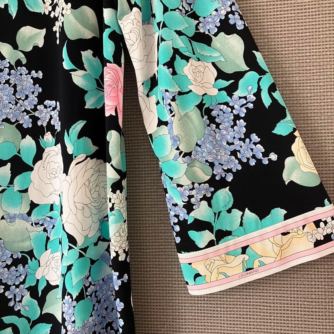 近年美品　レオナール　カンカン　チュニック　花柄　大きいサイズ44