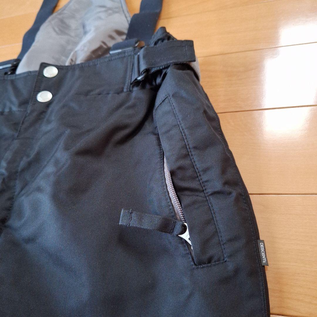 デサントDESCENTE　スノボーウエア　スキーウエア　上下メンズＬ