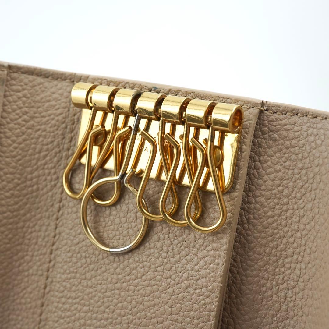 ✨未使用に近い✨　YSL イヴサンローラン　キーケース　6連　金ロゴ　レザー