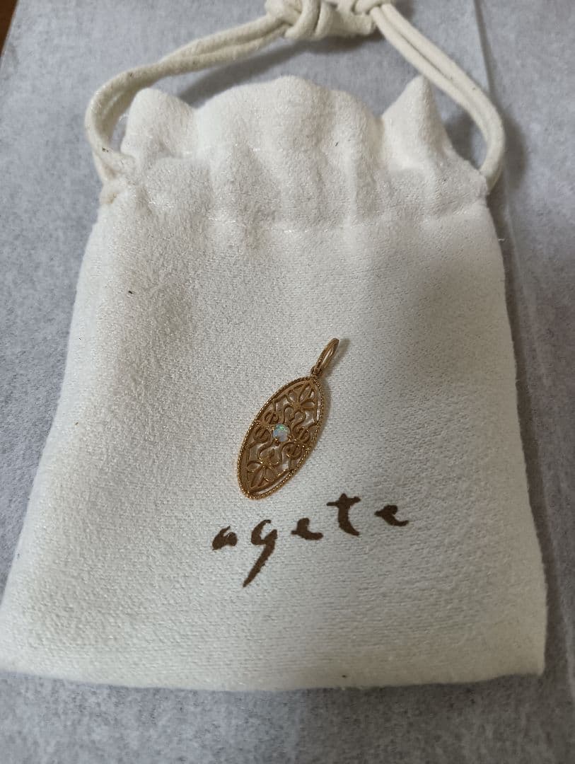 アガット　K10 オパール　透かし　ペンダントトップ