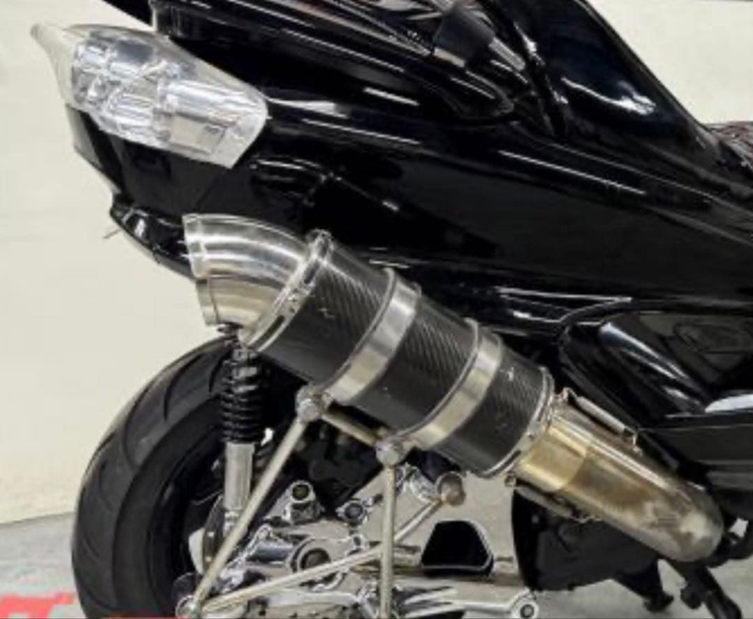 マジェスティCマフラー（再値下げ）