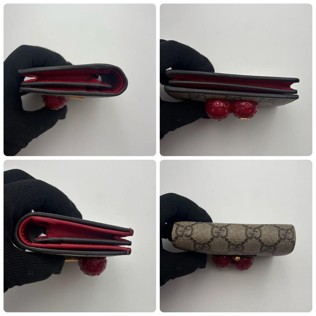 極美品　GUCCI チェリー　二つ折り　財布　ビジュー欠損なし　人気