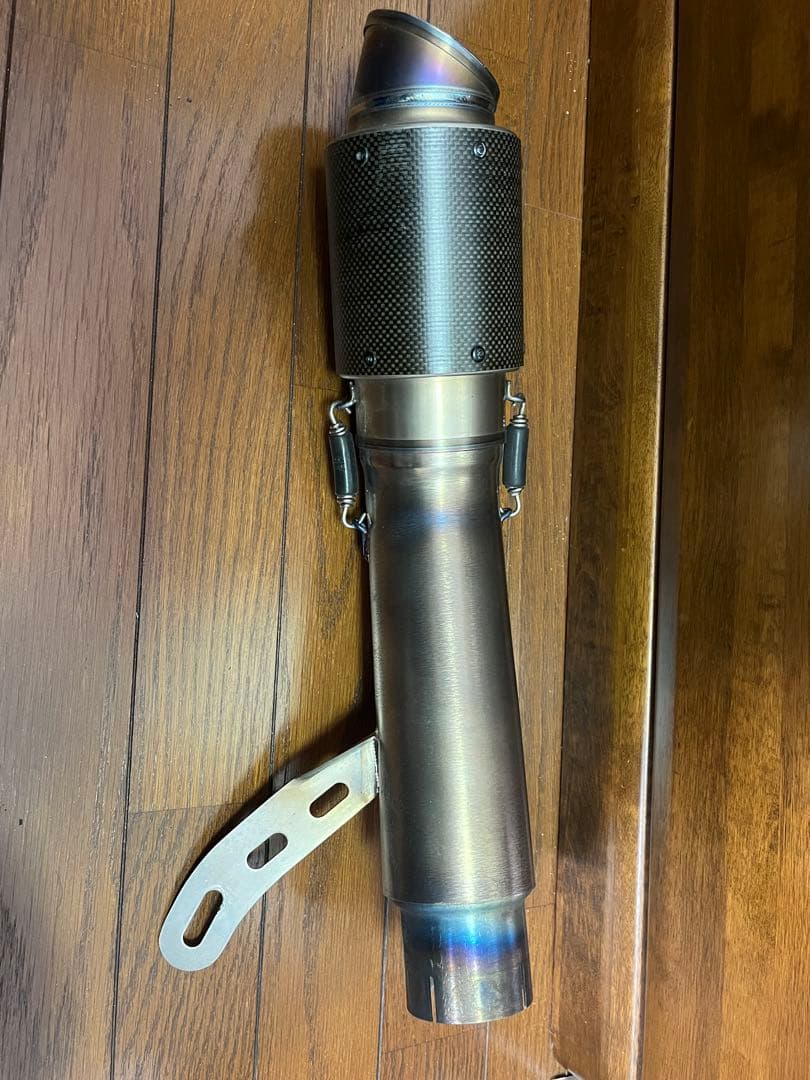 gsxr1000 用マフラー　純正エキパイとセット