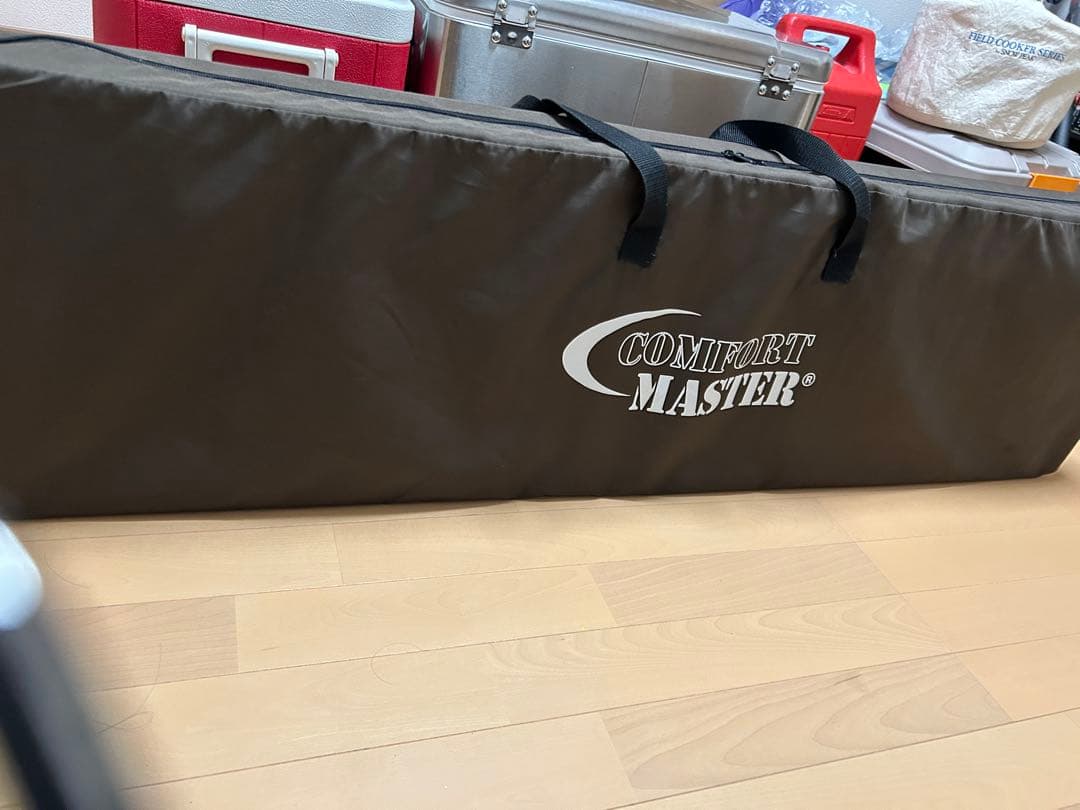 Coleman コンフォートマスター バタフライテーブル 120