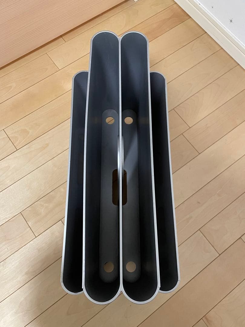 Kartell カルテル マガジンラック 4675 ポルタリビステ　シルバー